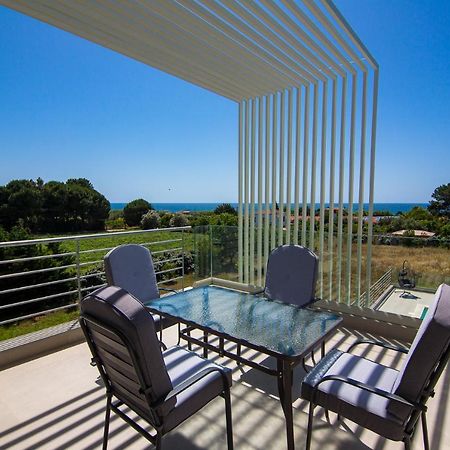 Io Luxury Pool & Hot Tub Suites Preveza Ngoại thất bức ảnh